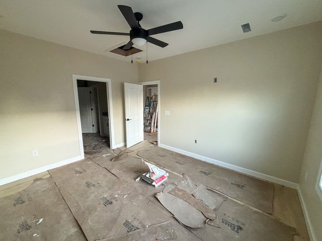 150 Edgewood Dr, Hohenwald, TN 38462