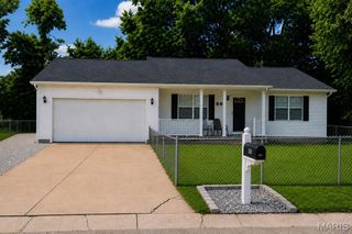 560 Huntleigh Court, Farmington, MO 63640