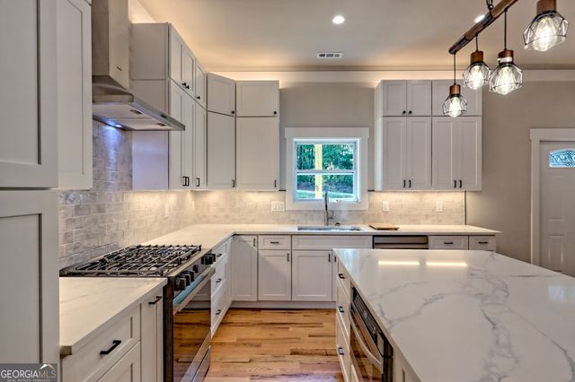341 Abby Lane, Clayton, GA 30525