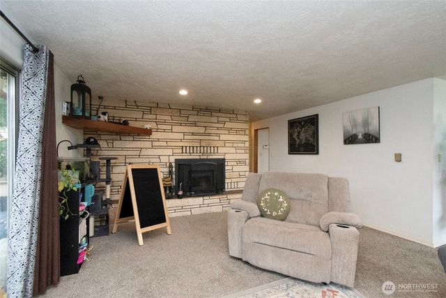 2717 S Laurel Street, Port Angeles, WA 98362