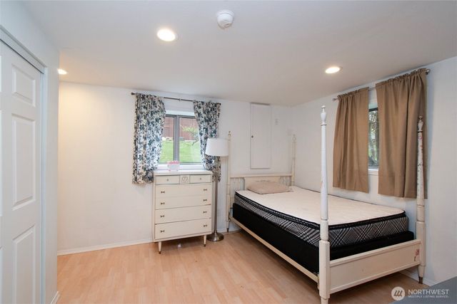 2717 S Laurel Street, Port Angeles, WA 98362