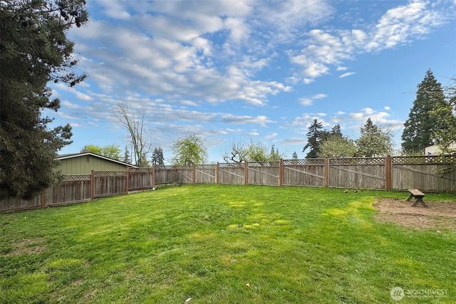 2717 S Laurel Street, Port Angeles, WA 98362