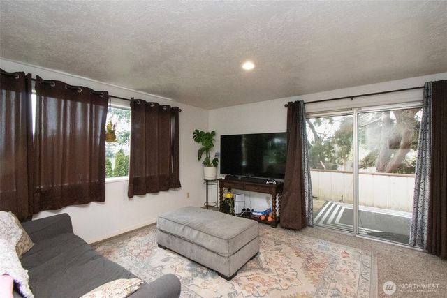 2717 S Laurel Street, Port Angeles, WA 98362