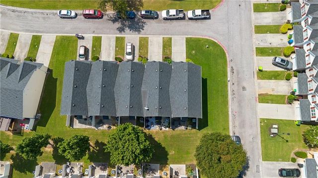 253 Gallant SE 17, Mableton, GA 30126