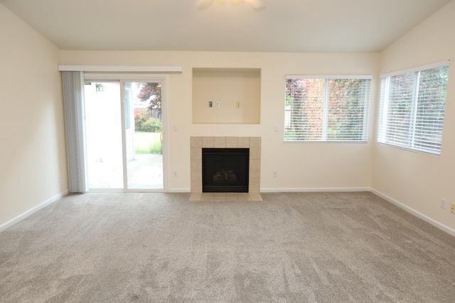 5994 TRAVO Way, Elk Grove, CA 95757