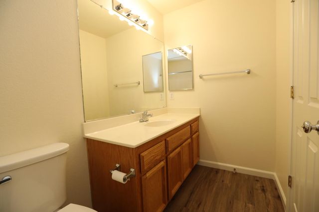 5994 TRAVO Way, Elk Grove, CA 95757