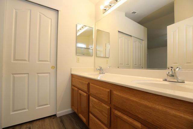 5994 TRAVO Way, Elk Grove, CA 95757