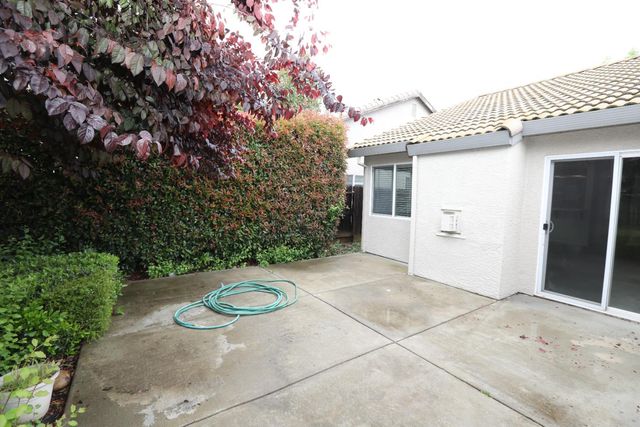 5994 TRAVO Way, Elk Grove, CA 95757