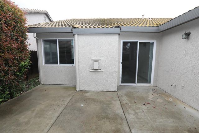 5994 TRAVO Way, Elk Grove, CA 95757