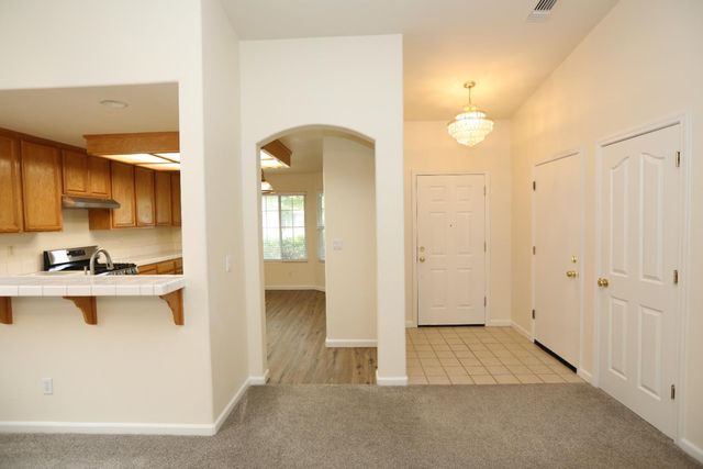 5994 TRAVO Way, Elk Grove, CA 95757