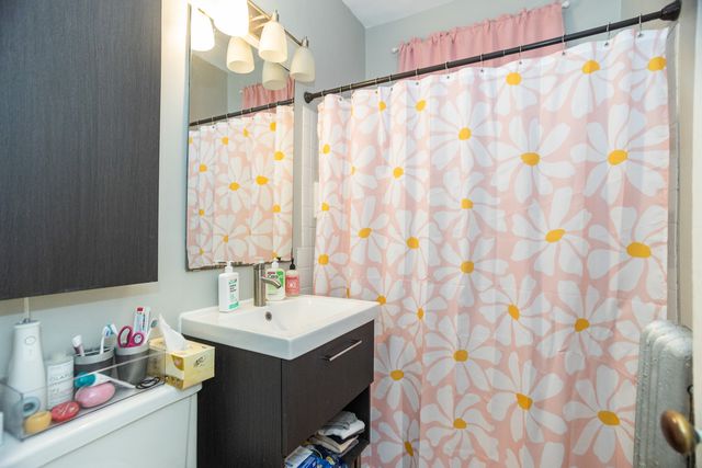 5457 S INGLESIDE Avenue 1E, Chicago, IL 60615