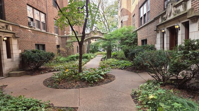 5457 S INGLESIDE Avenue 1E, Chicago, IL 60615