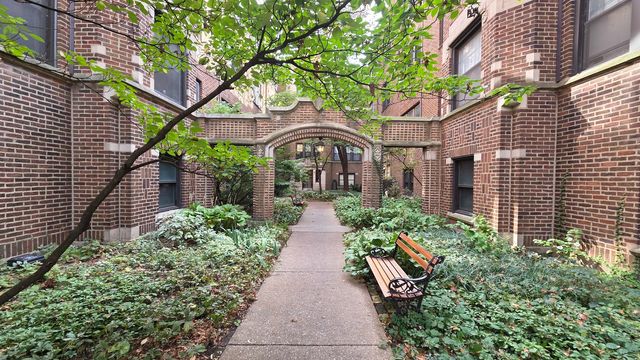 5457 S INGLESIDE Avenue 1E, Chicago, IL 60615