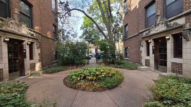 5457 S INGLESIDE Avenue 1E, Chicago, IL 60615