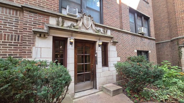 5457 S INGLESIDE Avenue 1E, Chicago, IL 60615