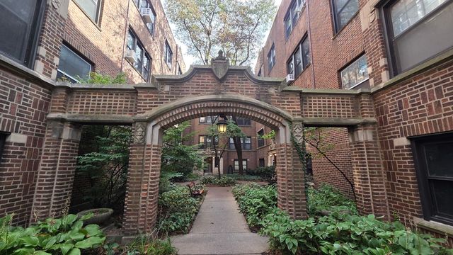 5457 S INGLESIDE Avenue 1E, Chicago, IL 60615