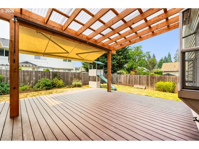 2593 Ne LORIE Dr, Hillsboro, OR 97124
