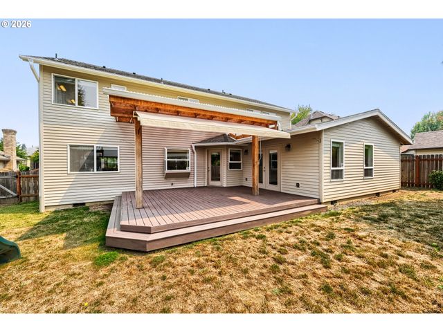 2593 Ne LORIE Dr, Hillsboro, OR 97124