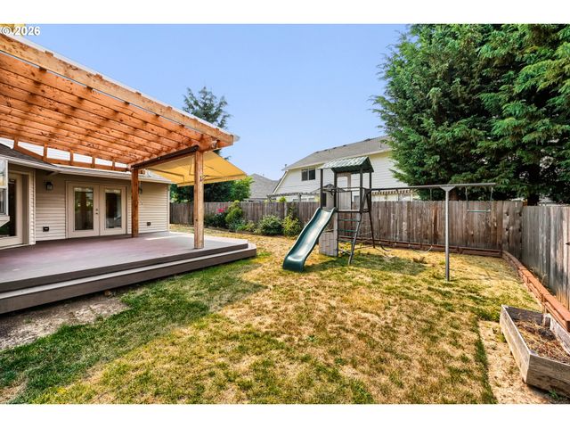 2593 Ne LORIE Dr, Hillsboro, OR 97124