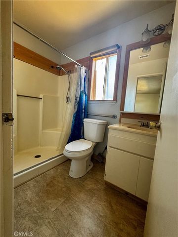 7623 Oxford, Hesperia, CA 92345