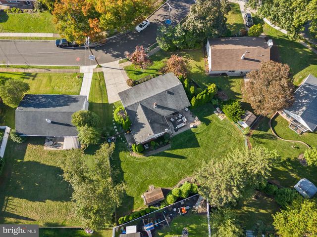 205 BRADLEY AVE, Haddonfield, NJ 08033