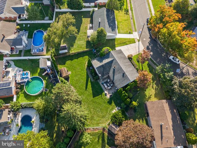 205 BRADLEY AVE, Haddonfield, NJ 08033