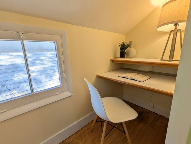 2626 W Morse Avenue, Chicago, IL 60645
