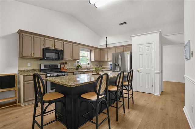 255 Paris Drive, Lawrenceville, GA 30043