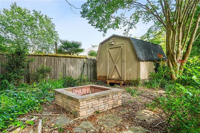 255 Paris Drive, Lawrenceville, GA 30043