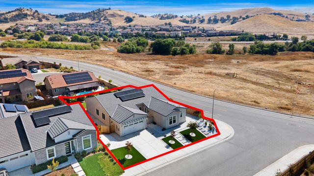 20104 Marrone Way, Friant, CA 93626