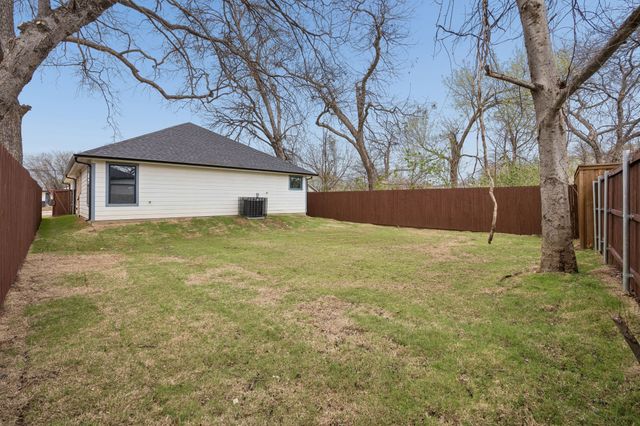 3702 Spring Avenue, Dallas, TX 75210