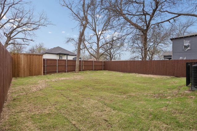 3702 Spring Avenue, Dallas, TX 75210