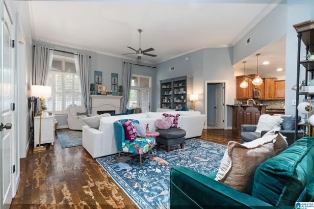 1045 EDGEWATER LANE, Chelsea, AL 35043