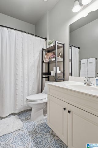 1045 EDGEWATER LANE, Chelsea, AL 35043