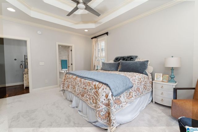 1045 EDGEWATER LANE, Chelsea, AL 35043