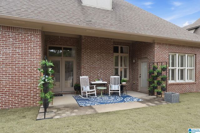 1045 EDGEWATER LANE, Chelsea, AL 35043