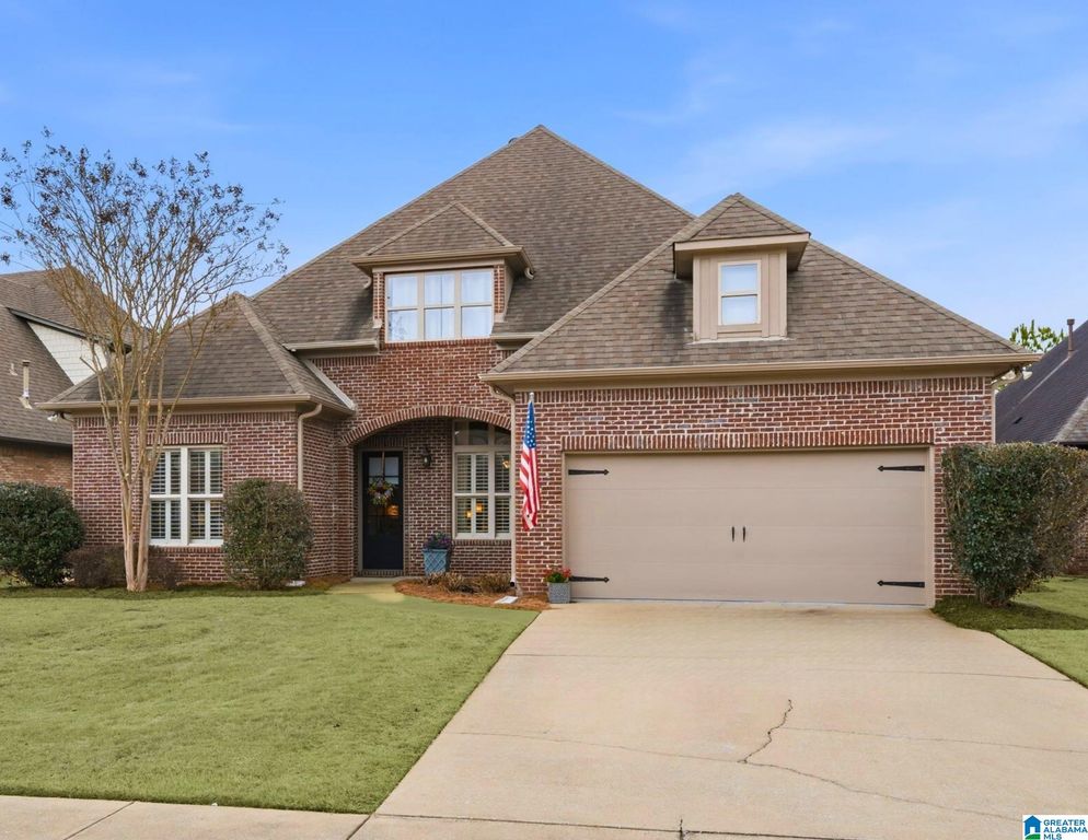 1045 EDGEWATER LANE, Chelsea, AL 35043