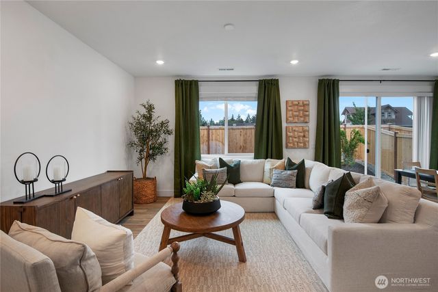 602 Gooseberry Place, Sequim, WA 98382