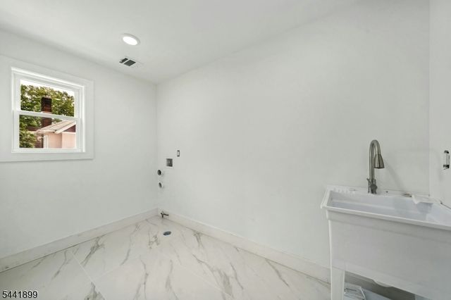 179 Washington Ave, Rutherford Boro, NJ 07070