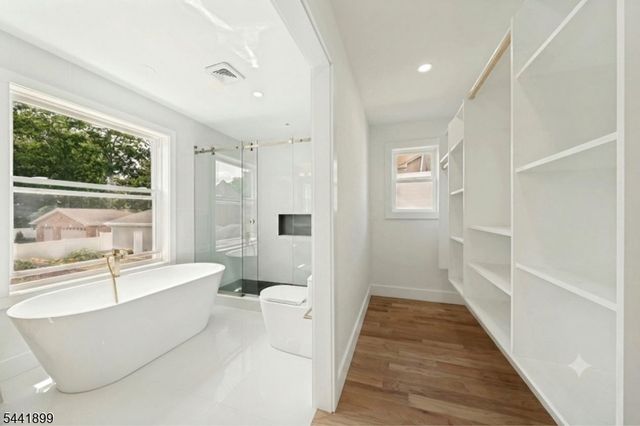 179 Washington Ave, Rutherford Boro, NJ 07070