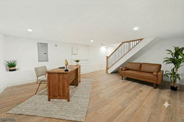 179 Washington Ave, Rutherford Boro, NJ 07070