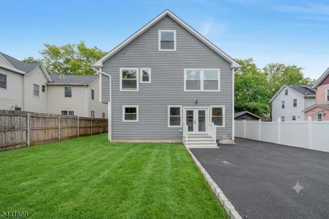 179 Washington Ave, Rutherford Boro, NJ 07070