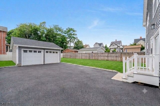 179 Washington Ave, Rutherford Boro, NJ 07070