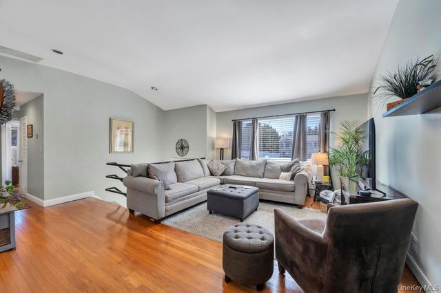 3 Terrace Drive, Hauppauge, NY 11788