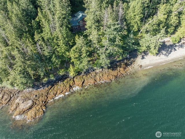 2101 Dolphin Bay Road, Orcas Island, WA 98245