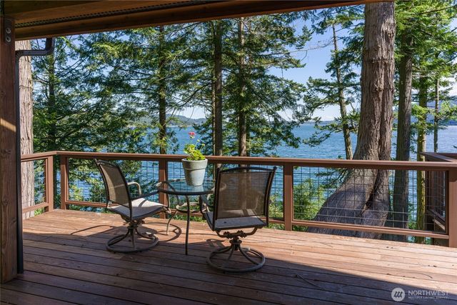 2101 Dolphin Bay Road, Orcas Island, WA 98245