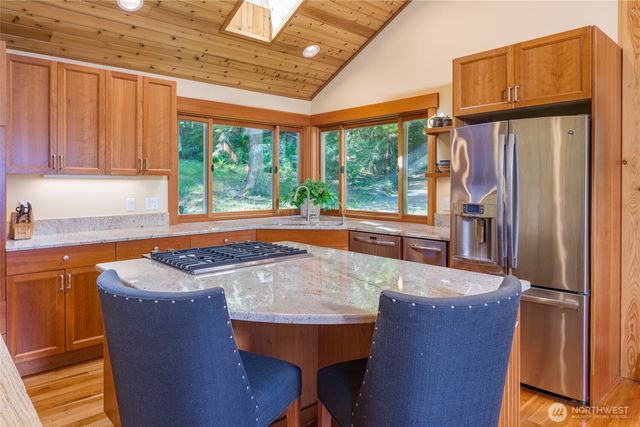 2101 Dolphin Bay Road, Orcas Island, WA 98245