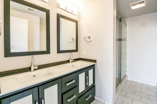 5001 Woodway Drive 1502, Houston, TX 77056