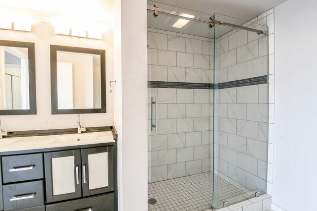 5001 Woodway Drive 1502, Houston, TX 77056