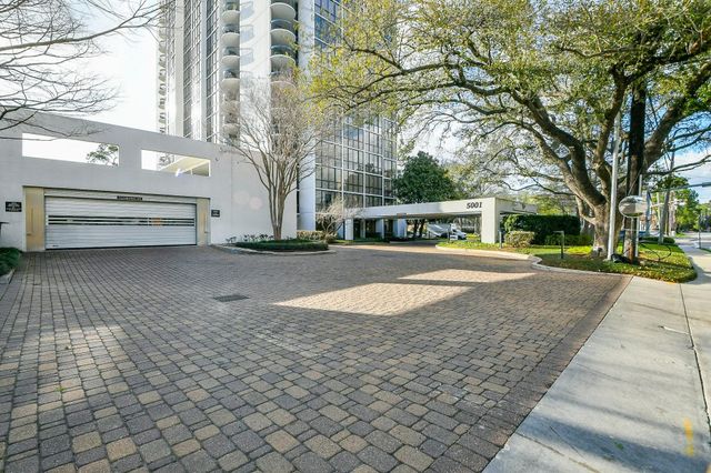 5001 Woodway Drive 1502, Houston, TX 77056